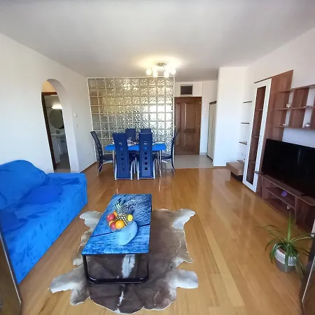 شقة Iva