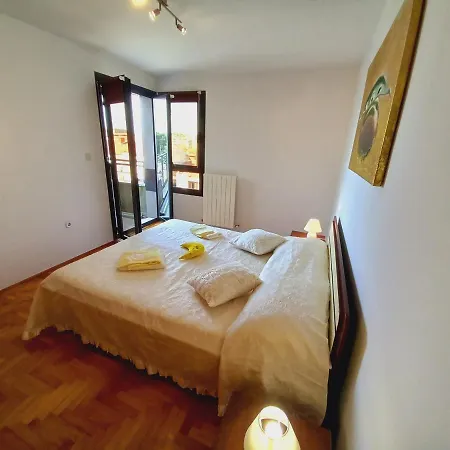 Apartment Iva *
