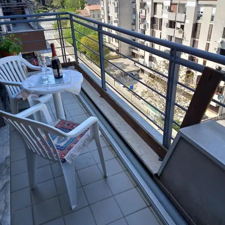 Apartman Iva *
